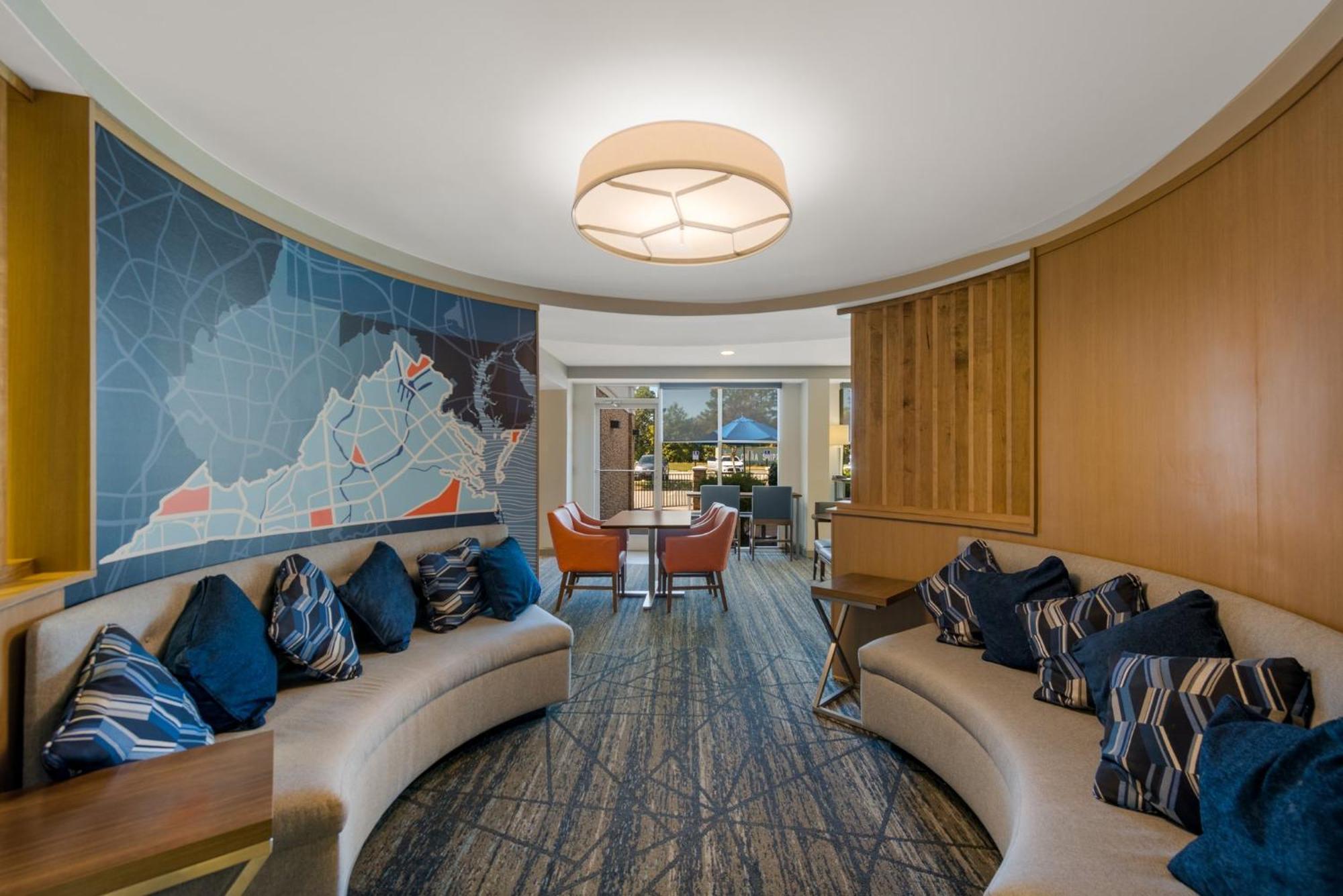 Holiday Inn Express Hotels- Hampton By Ihg Extérieur photo
