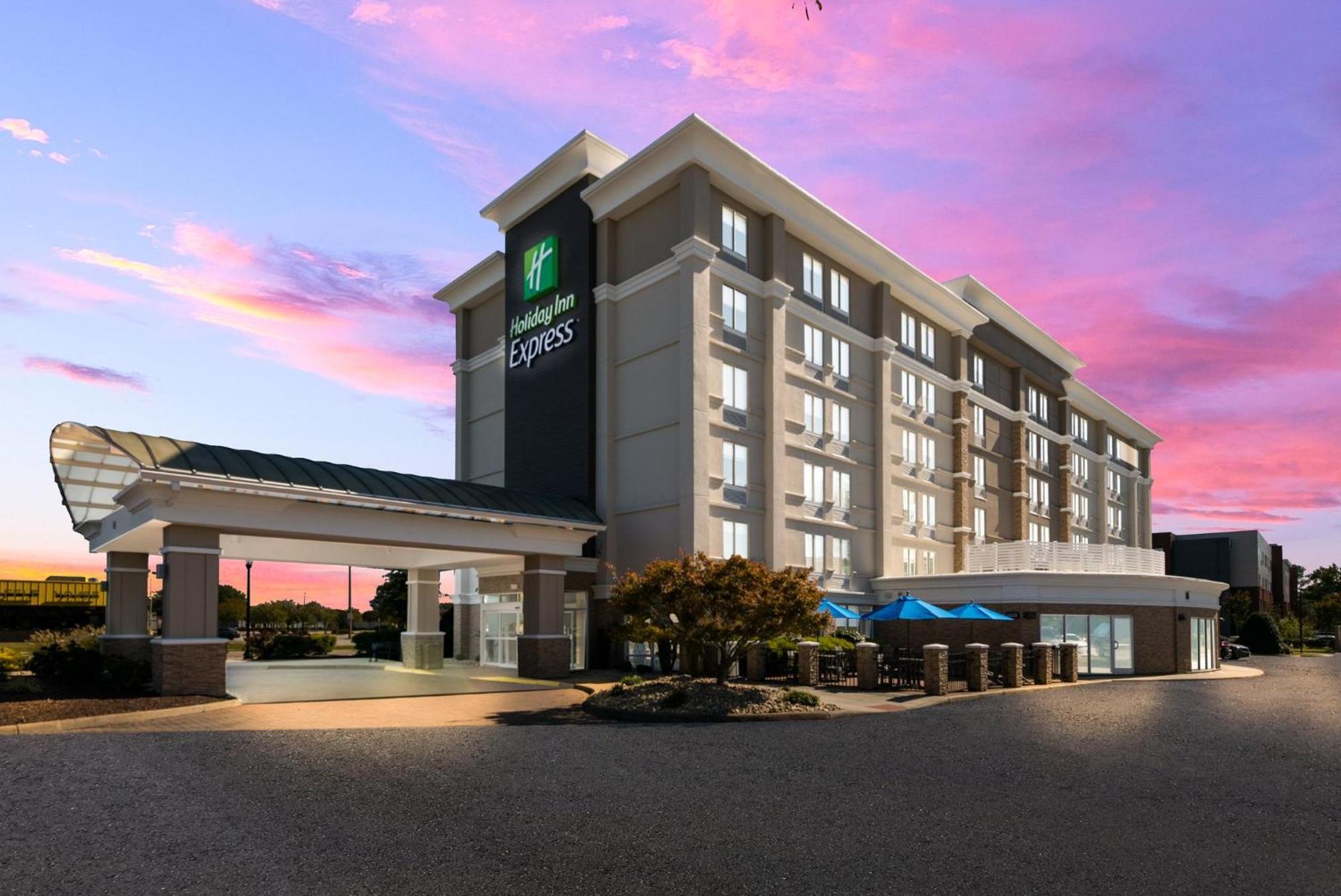 Holiday Inn Express Hotels- Hampton By Ihg Extérieur photo