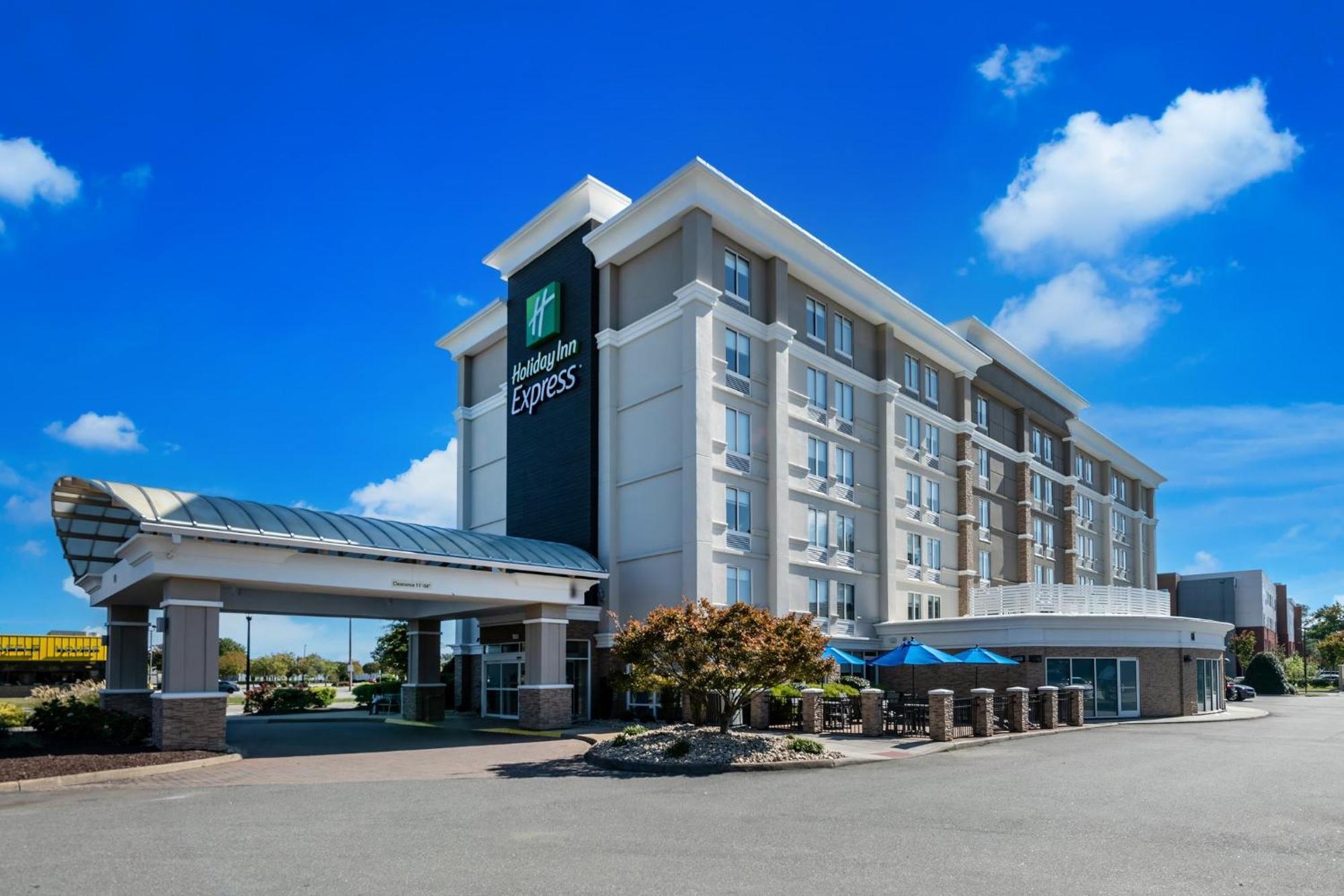 Holiday Inn Express Hotels- Hampton By Ihg Extérieur photo
